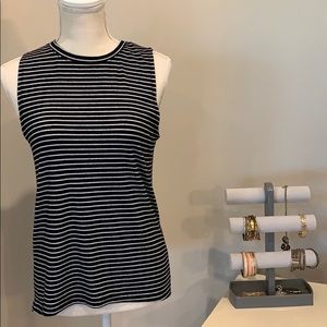 Modern Lux Sz S stretchy tank